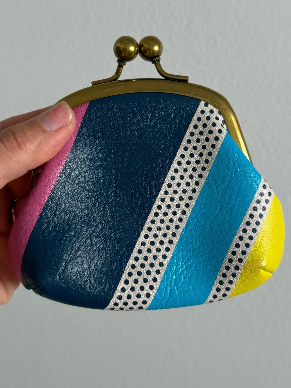 Fossil mini coin pouch/wallet multicolor leather brass kiss-lock